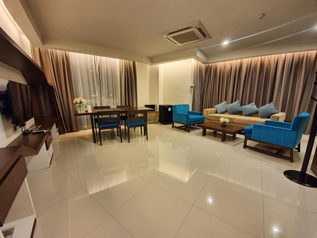 42C The Chic Hotel Nakhon Sawan Eksteriør bilde