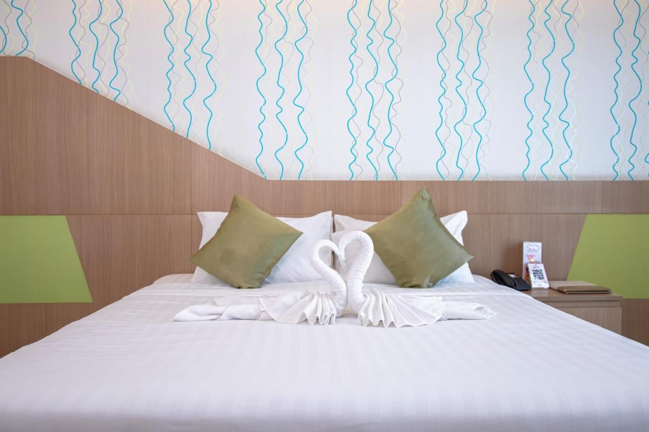 42C The Chic Hotel Nakhon Sawan Eksteriør bilde