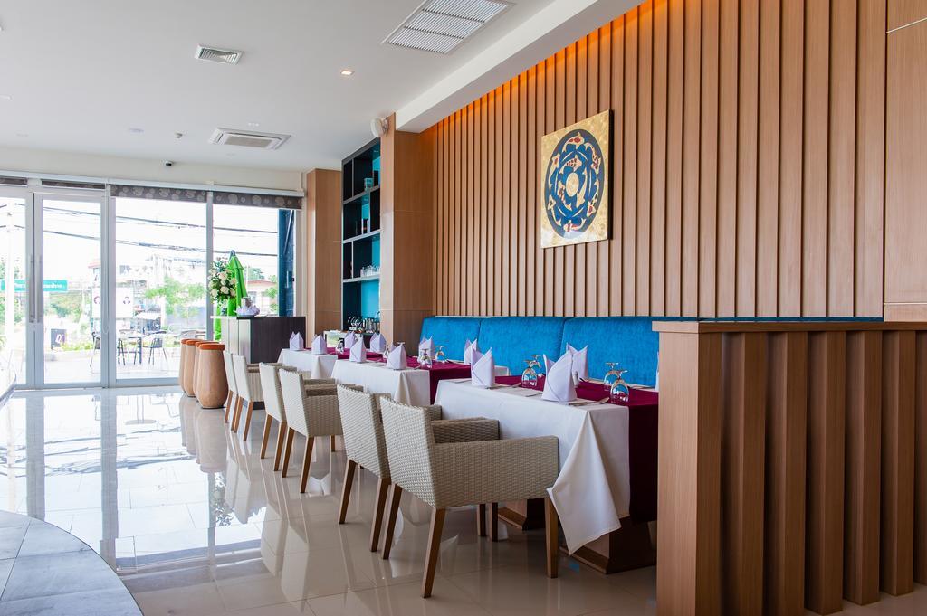 42C The Chic Hotel Nakhon Sawan Eksteriør bilde