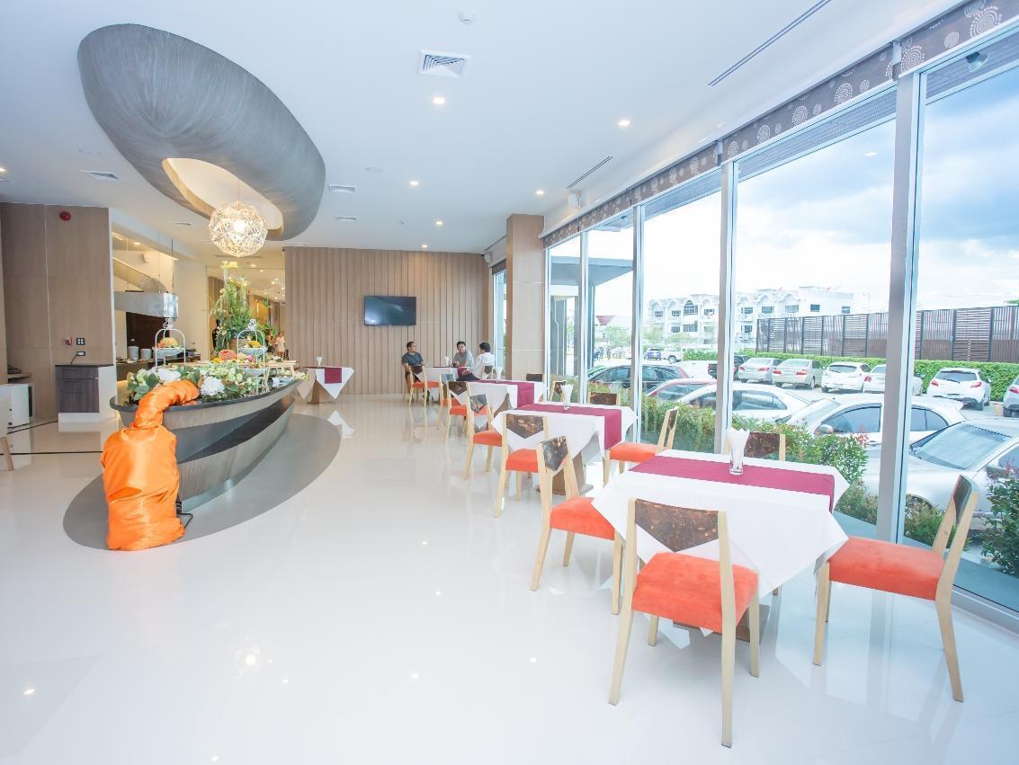 42C The Chic Hotel Nakhon Sawan Eksteriør bilde