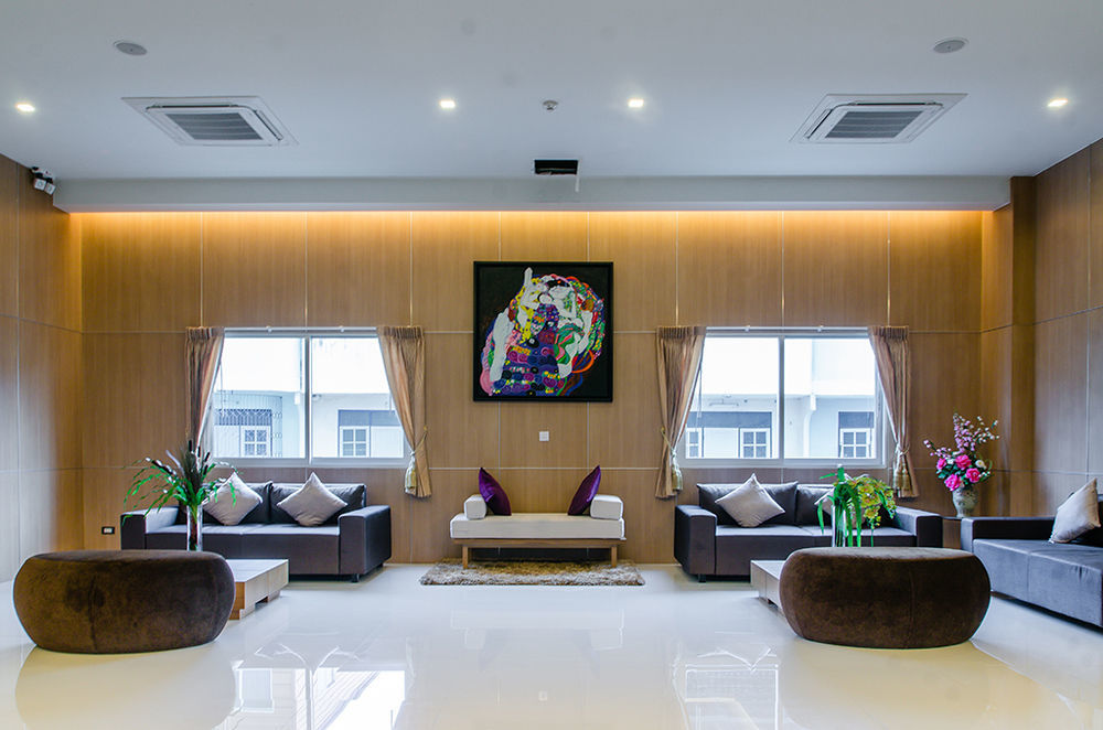 42C The Chic Hotel Nakhon Sawan Eksteriør bilde